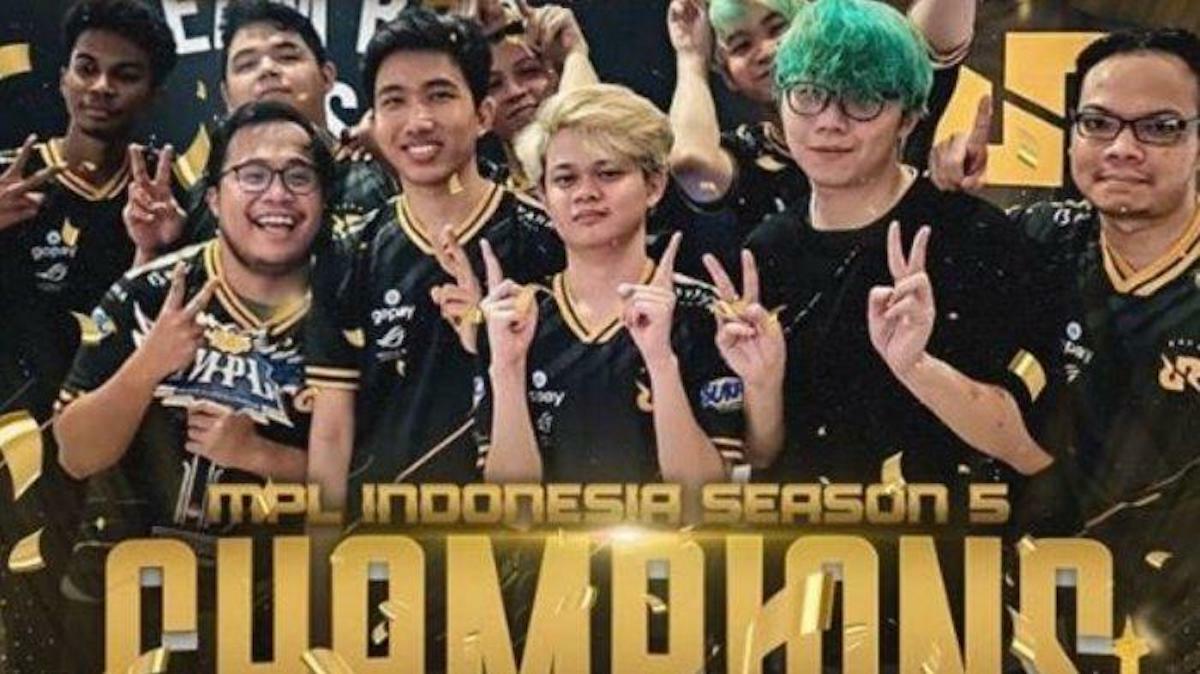 Tim Esports Mobile Legends Juara MPL Indonesia Season 1 7 Esportsku